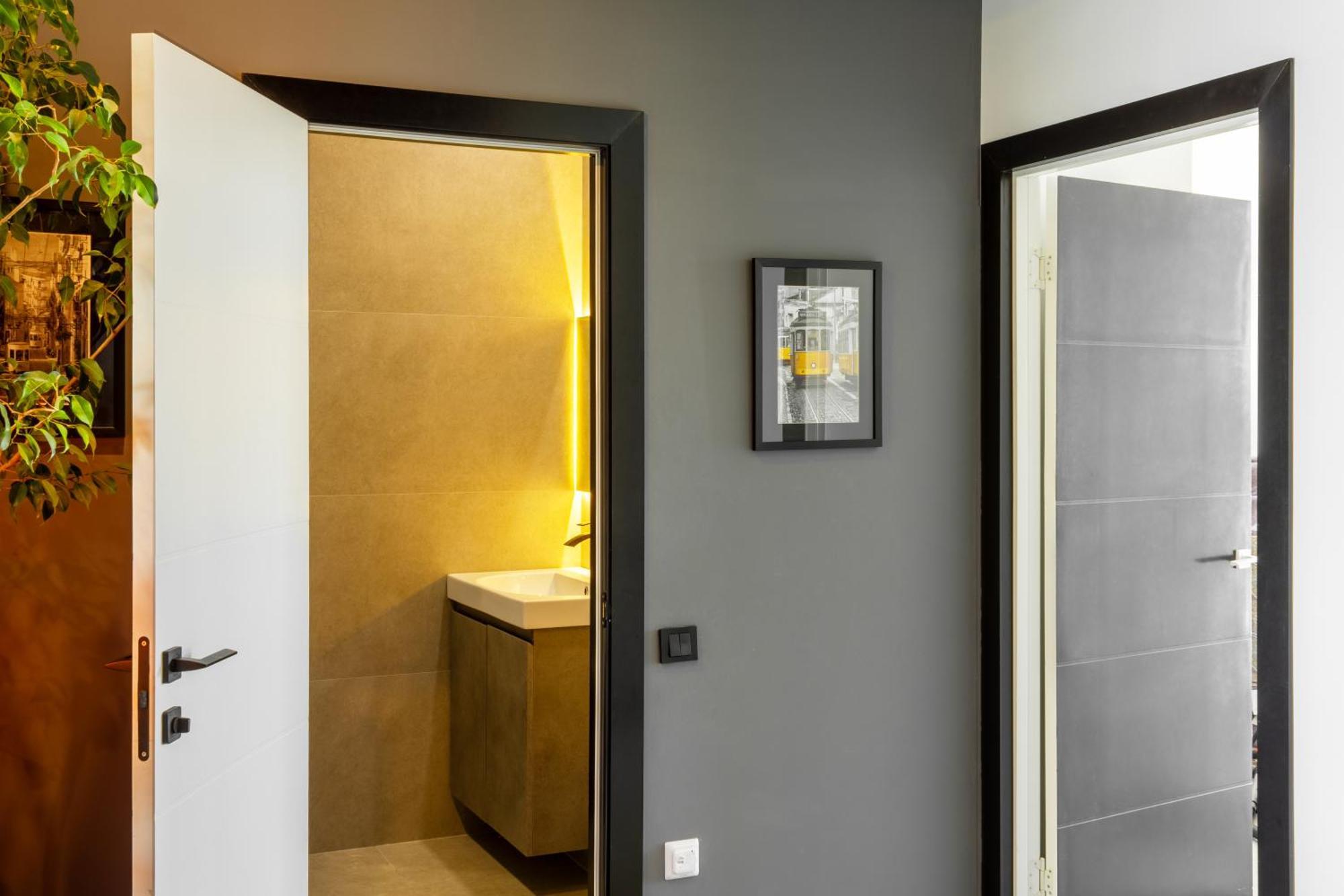 9Th And 6Th Floor Stylish Apartments With Mountainvista Bishkek Exterior photo