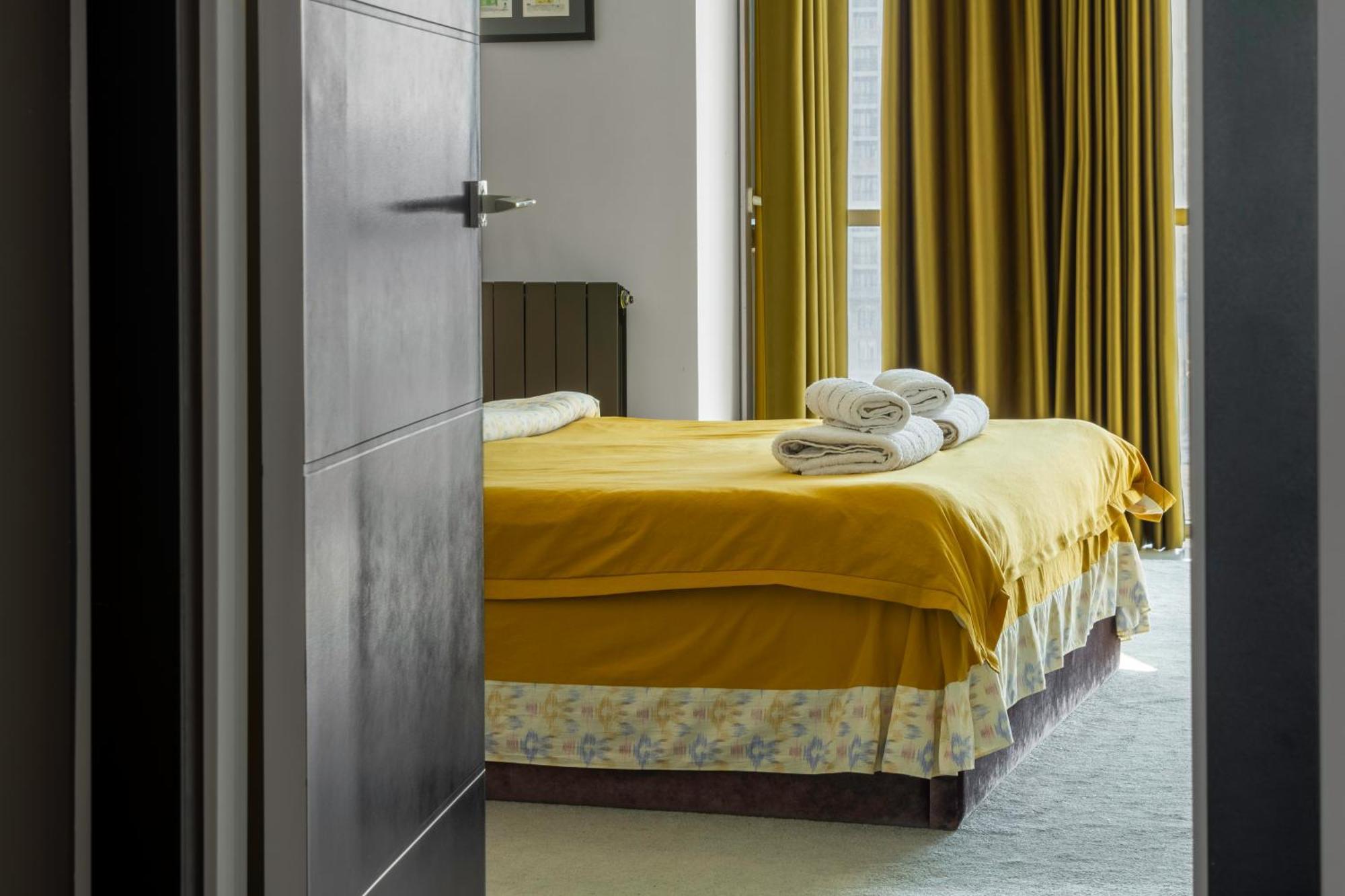 9Th And 6Th Floor Stylish Apartments With Mountainvista Bishkek Exterior photo