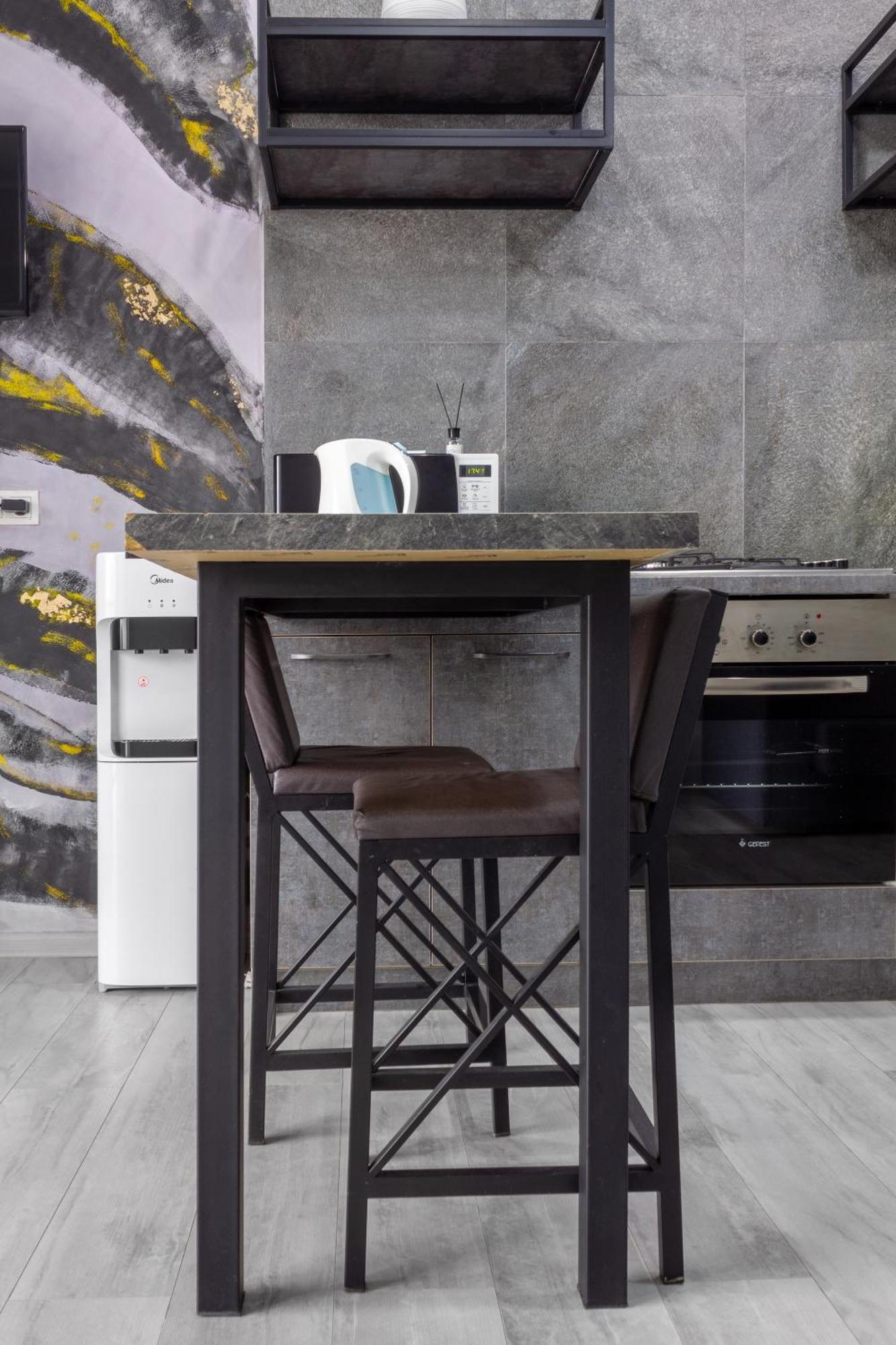 9Th And 6Th Floor Stylish Apartments With Mountainvista Bishkek Exterior photo
